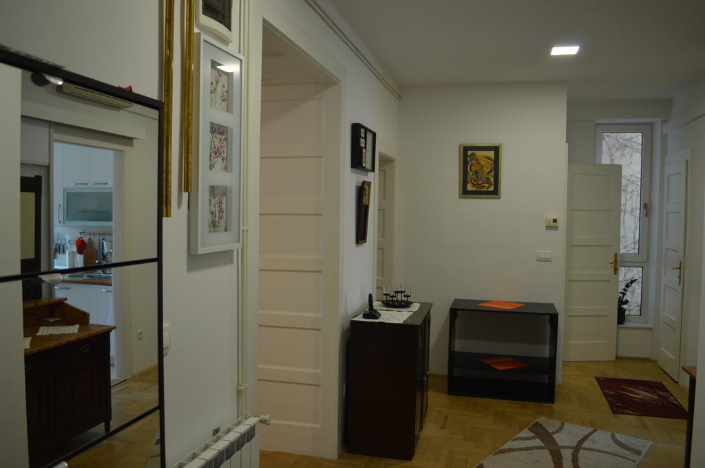 Aha Apartment Zagreb Bagian luar foto