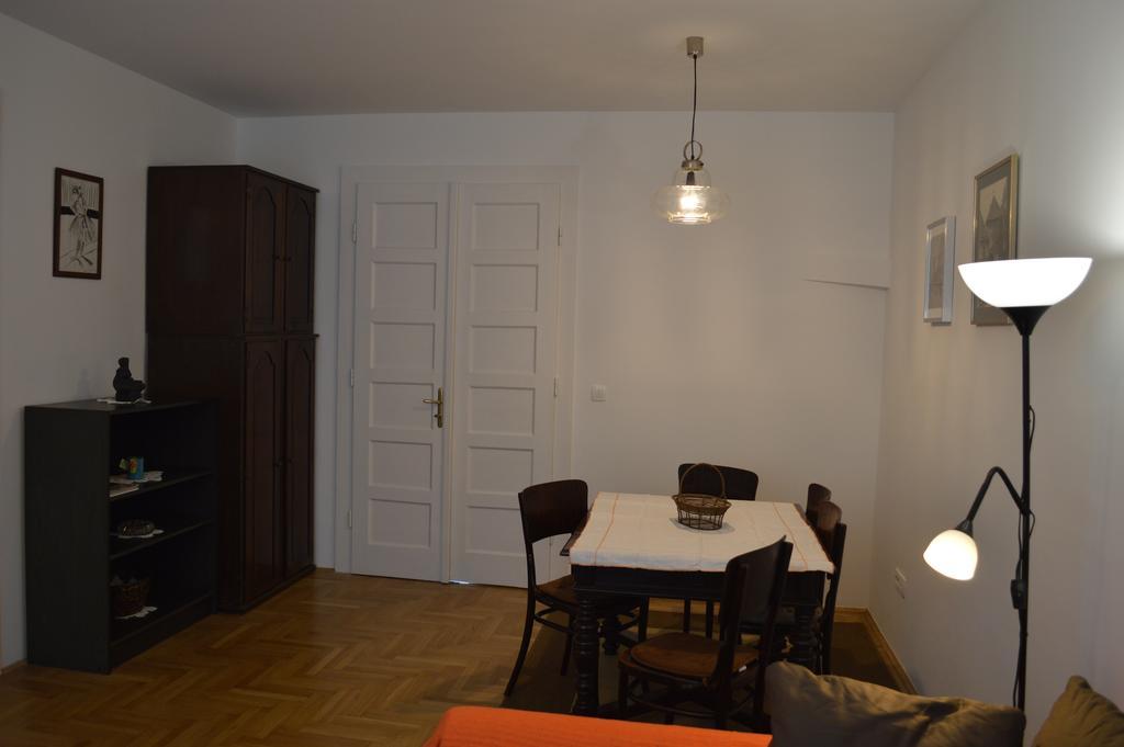 Aha Apartment Zagreb Bagian luar foto