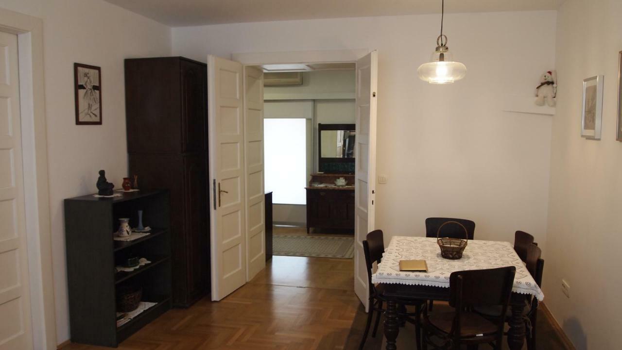 Aha Apartment Zagreb Bagian luar foto